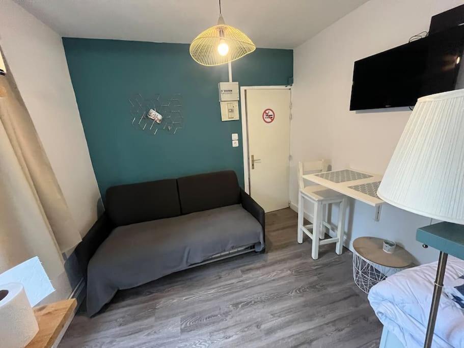 Appartement Petit Studio Cosy à Orléans Extérieur photo